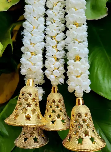 Handmade Decorative Mogra Bell Fluffy Artificial Creeper Bail Garland
